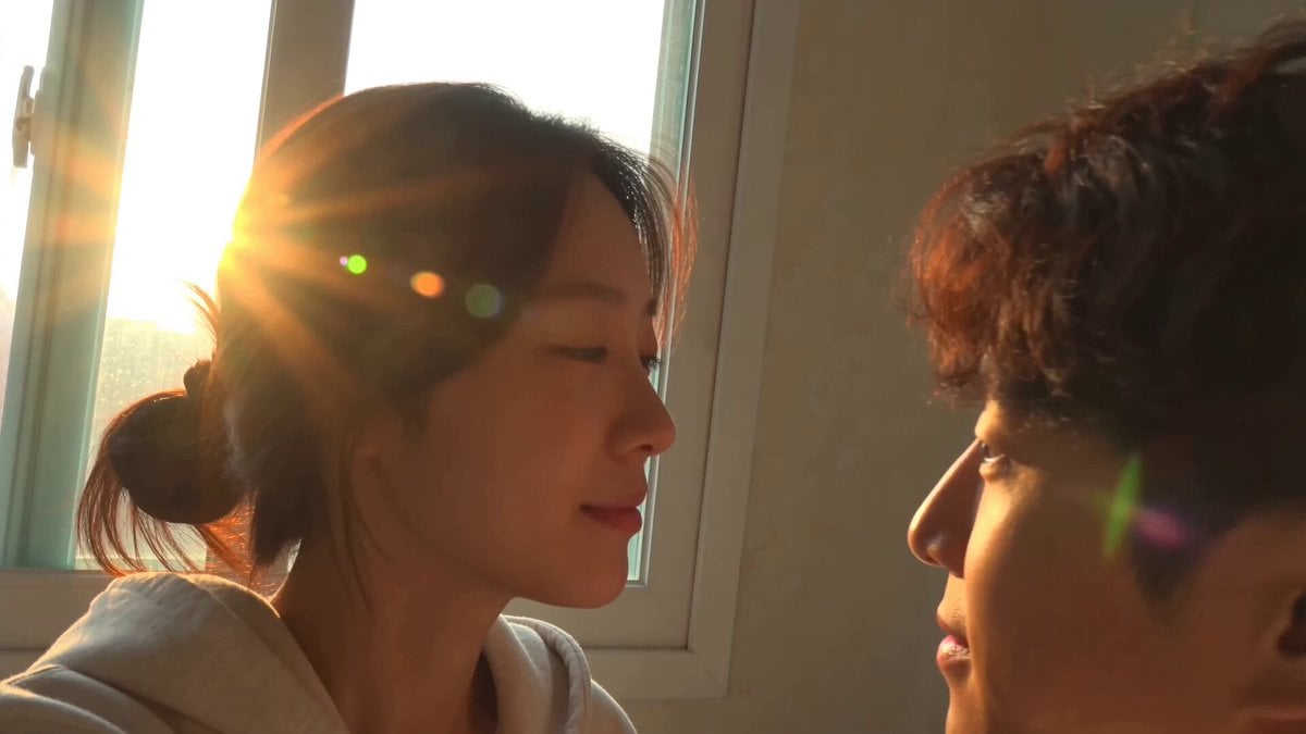 Two-person face and lighting reference